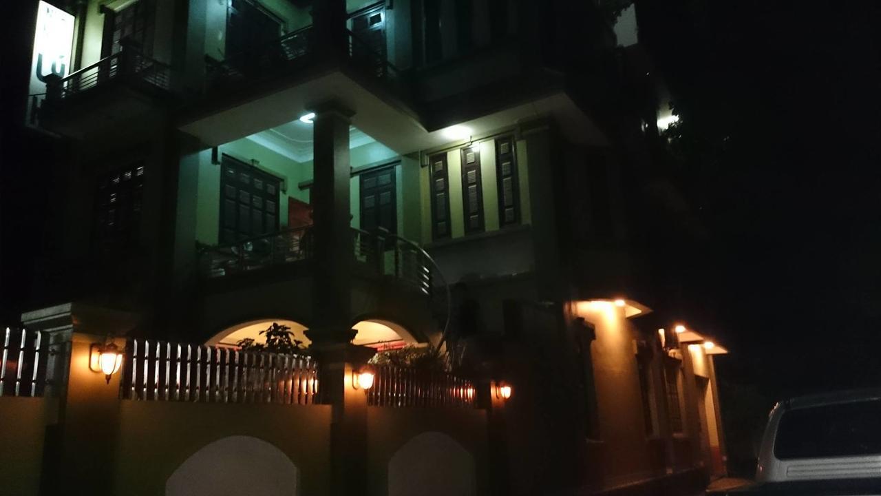 Backpackers Hotel Ха Тинх Екстериор снимка