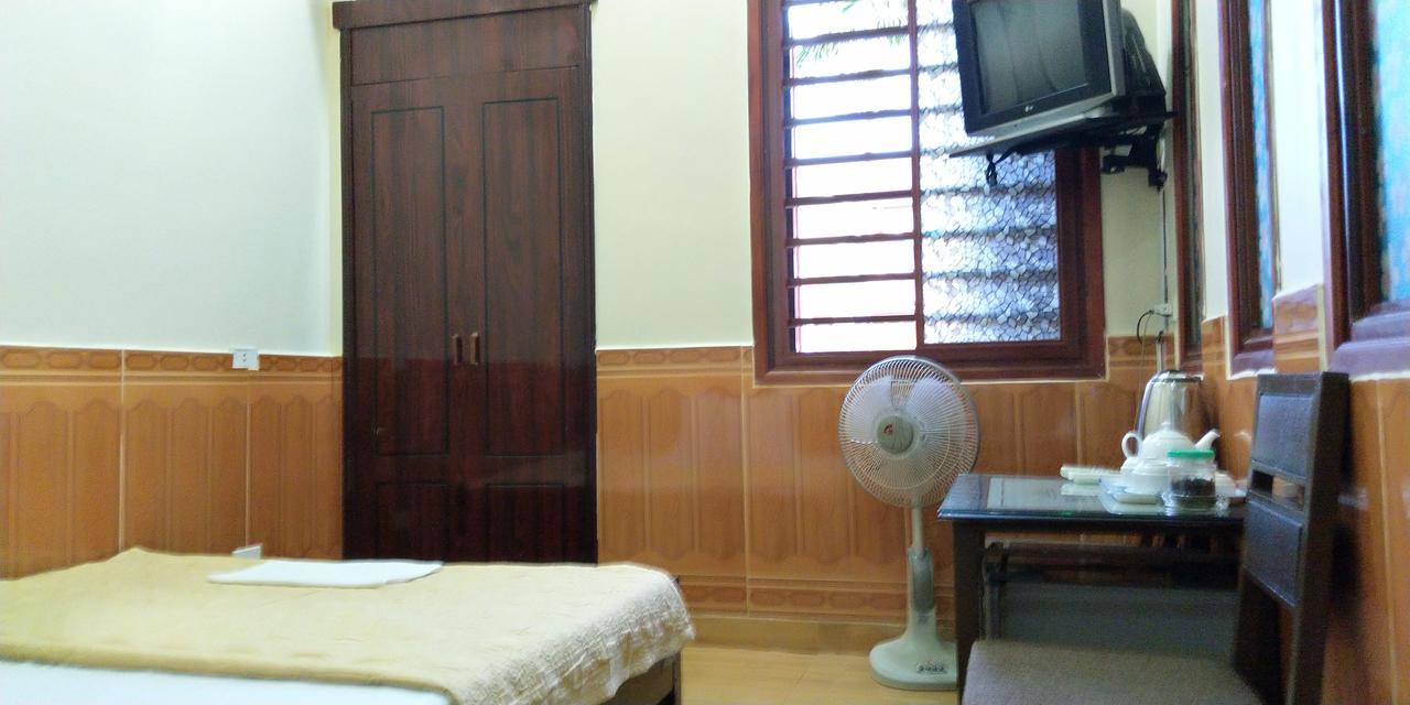 Backpackers Hotel Ха Тинх Екстериор снимка