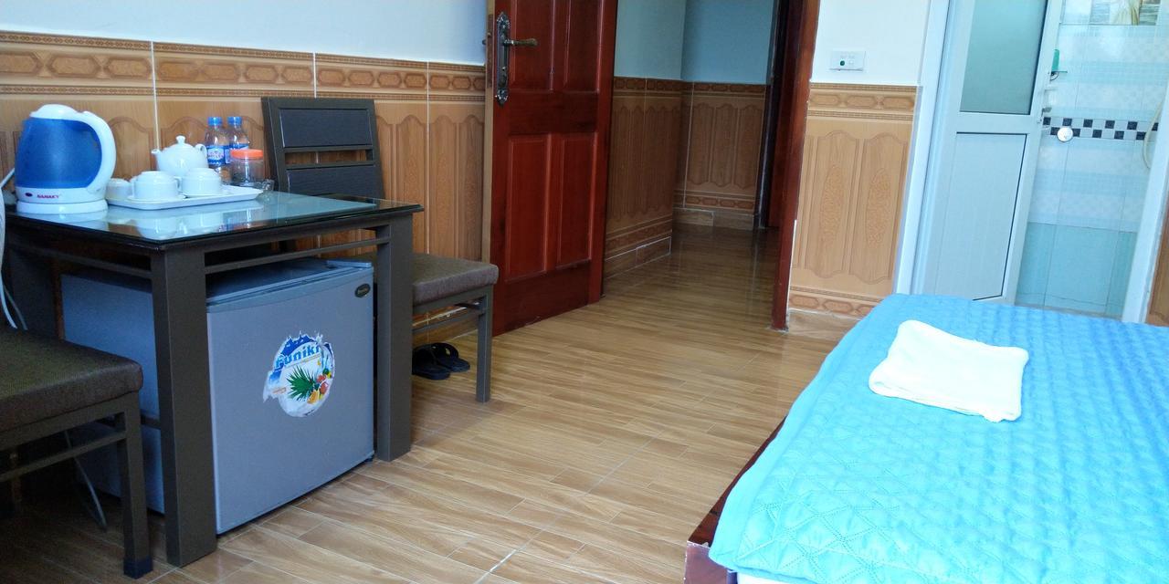Backpackers Hotel Ха Тинх Екстериор снимка