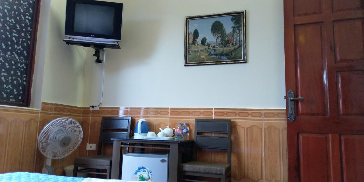 Backpackers Hotel Ха Тинх Екстериор снимка