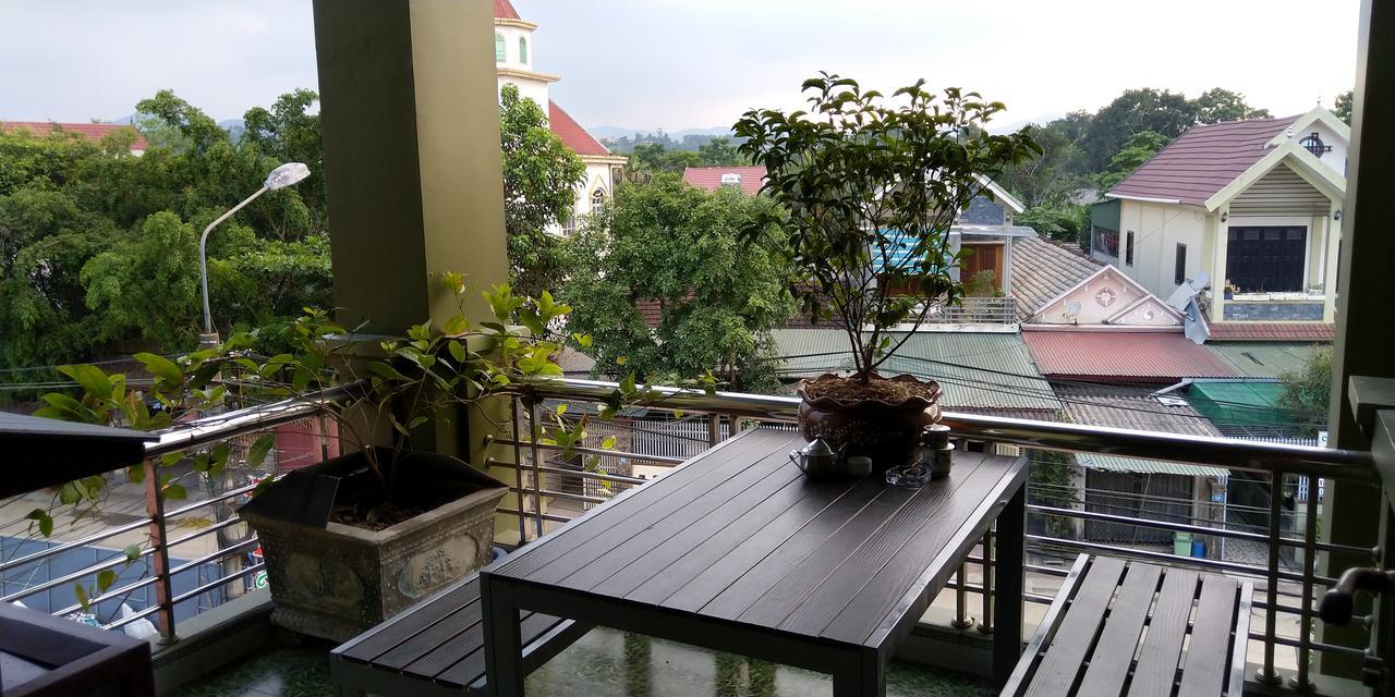Backpackers Hotel Ха Тинх Екстериор снимка